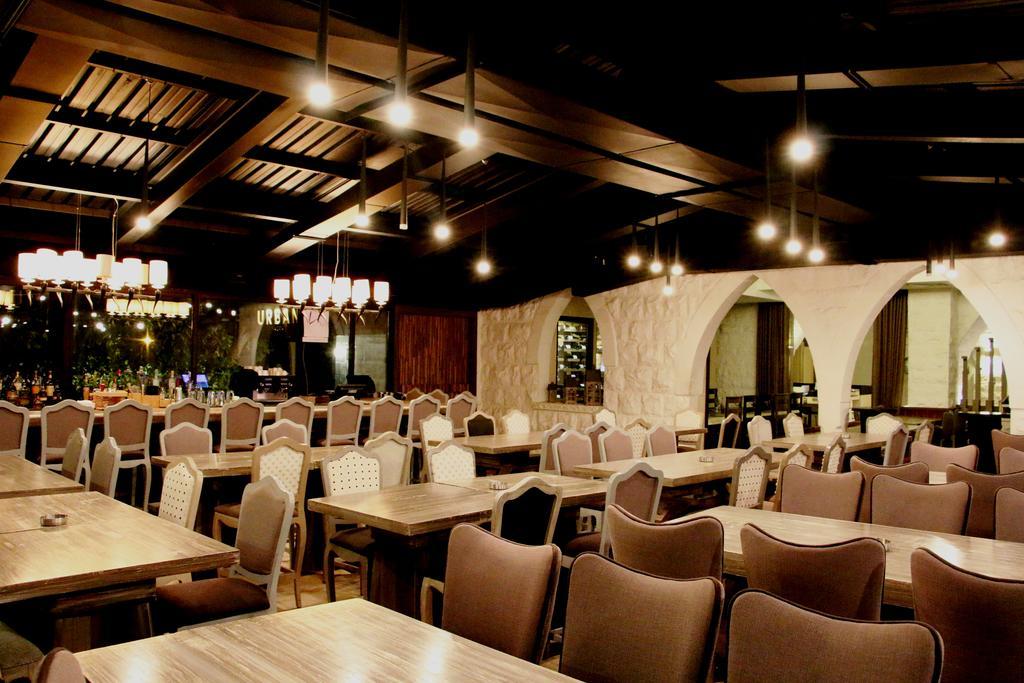 Urban Faqra Hotel Mzaar Kfardebian Exterior photo